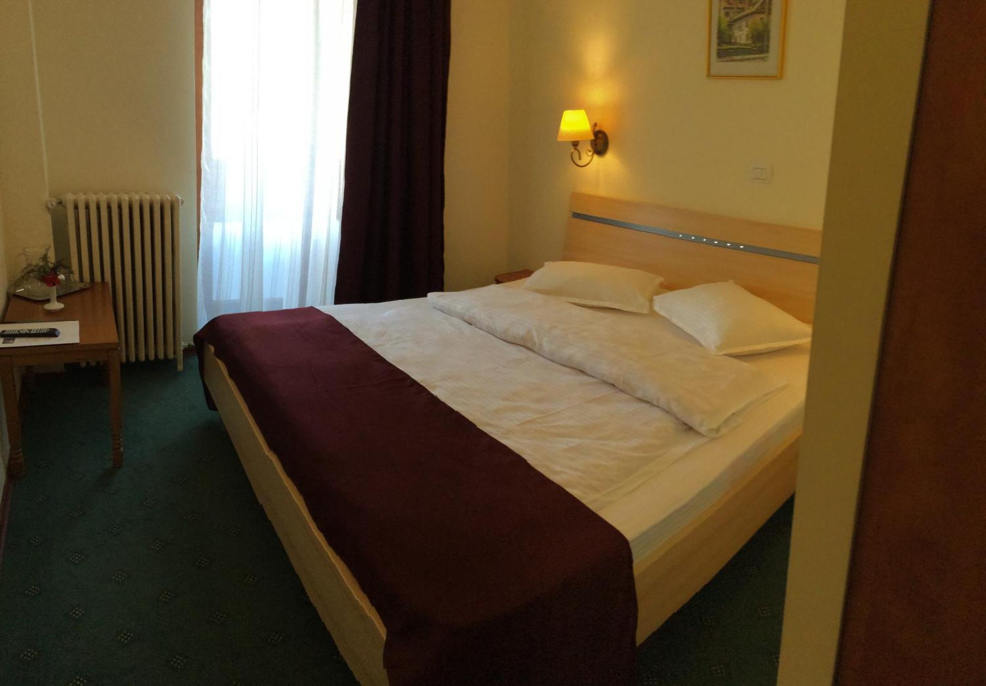 Hotel Bucegi Portile Regatului Paraul Rece Oda fotoğraf