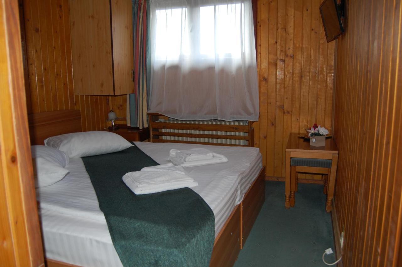 Hotel Bucegi Portile Regatului Paraul Rece Dış mekan fotoğraf
